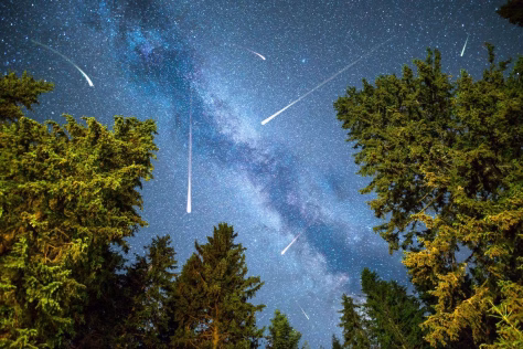 Įspūdingiausias 2025-ųjų metų dangaus reiškinys jau rytoj! Kur ir kada geriausia stebėti?