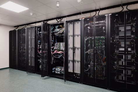 Superkompiuteriai jau keičia verslą Lietuvoje: ekspertai pasakė, ką išties jie suteikia