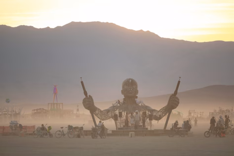 Frontas keičiasi akyse: ginkluoti robotai perima užduotis, kurios anksčiau buvo patikėtos žmonėms