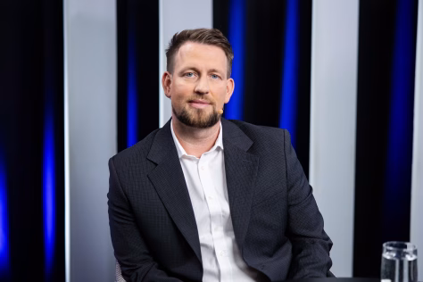 Partijos automobilis iš savų rankų? Puchovičius ramina, bet dviveidiškumo kvapas neišsisklaido