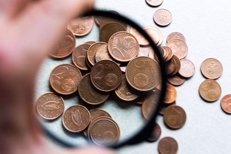 Lenkai siunčia įspėjimą visiems lietuviams: pasirūpinkite grynaisiais, rytoj jau bus per vėlu