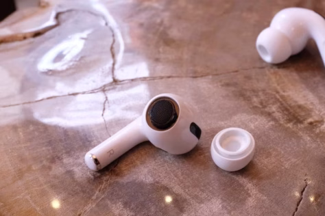 „Samsung Galaxy Buds“ siūlo geresnę garso kokybę nei „Apple AirPods Pro“
