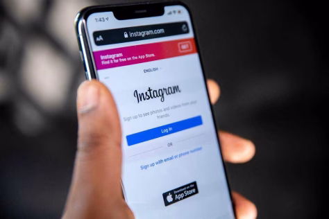 Blogai išsiųsta žinutė gali kainuoti labai brangiai: kaip ištrinti „Instagram“ žinutes ar pokalbius ir ką daryti norint atgauti tam tikrą informaciją