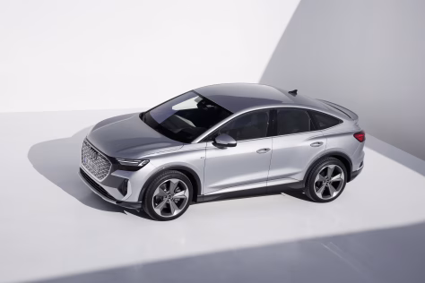 Išaugo „Audi“ elektromobilių populiarumas: užsakymai Vakarų Europoje sprogo, bet Kinijoje – šaltas dušas