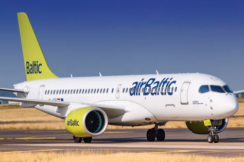 Rekordinis „airBaltic“ keleivių skaičius ir orlaivių parko plėtra: 2024 metai pasižymėjo augimu, rekordiniais rezultatais, novatoriškais pasiekimais ir sustiprėjusia pasauline veikla