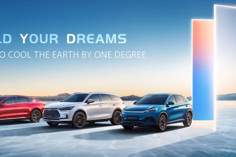 Kinijos elektromobilių milžinė neslepia ambicingų planų, automobilius europiečiams nori gaminti tik Europoje