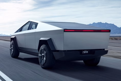 „Tesla“ pikapo kaina perkopė svarbią ribą: šis sprendimas pavers „Cybertruck“ dar prabangesniu nei anksčiau