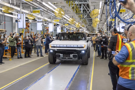 „General Motors“ didina apsukas: per ketvirtį pardavė virš 46 tūkst. elektromobilių ir tai tik pradžia