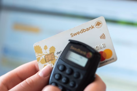 Banko veikla sustos, nepasinaudosite kortelėmis: „Swedbank“ siunčia svarbų perspėjimą, būtina reaguoti dabar