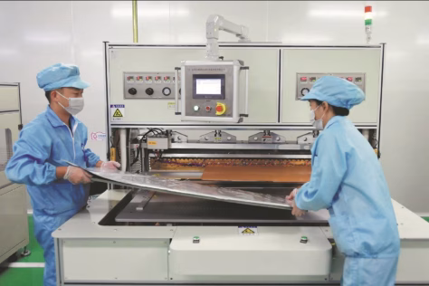 Žiemos iššūkiai elektromobiliams: šilumos siurblys, ridos nuostoliai ir įkrovimo lėtėjimas