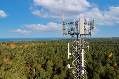 Visi Lietuvos operatoriai investuoja į 5G infrastruktūrą ir nenori atsilikti penktosios kartos ryšio lenktynėse, šio ryšio suteikiamus privalumus vis aktyviau išnaudoja ir lietuviai
