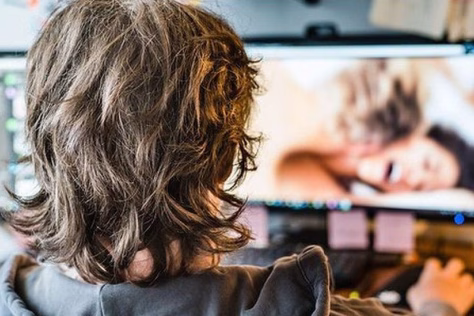 Pornografijos svetainėms pirmas toks JAV smūgis: viskas prasidėjo nuo spintoje pamiršto kompiuterio