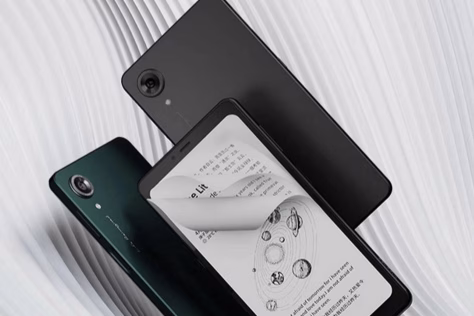 Netikėtas „Hisense“ sprendimas: dar kartą pristatė 2022 metais išleistą telefoną, siūlys išskirtinį modelį su „Android 11“ operacinės sistemos versija