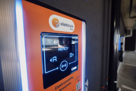 Šimtai naujų vietų, kurios pakeis ne tik automobilį, bet ir visą elektromobilio įkrovimo patirtį