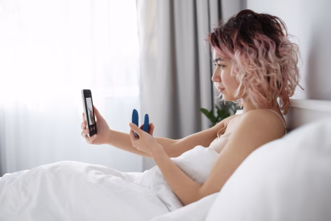 Tai jau ne tik vyrų žaidimas, kodėl pornografija šiandien tampa moterų savęs pažinimo įrankiu?