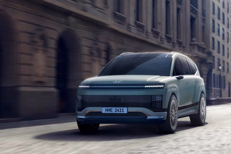 SUV įveikė universalus ir vienatūrius, o ar gali pakeisti keleivinius furgonus?