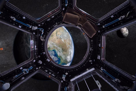 34 tūkstančiai eurų ir saulė, kuri nenusileidžia, plokščios Žemės šalininkas prarado tikėjimą šia teorija