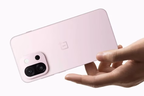 Kompaktiški išmanieji telefonai sulaukia didelio pirkėjų susidomėjimo ir „OnePlus“ yra puikus to pavyzdys