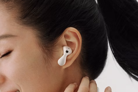 „Huawei“ pristatė „FreeBuds 6“ belaidžius ausinukus: pasiūlys dar geresnį garsą ir baterijos veikimą