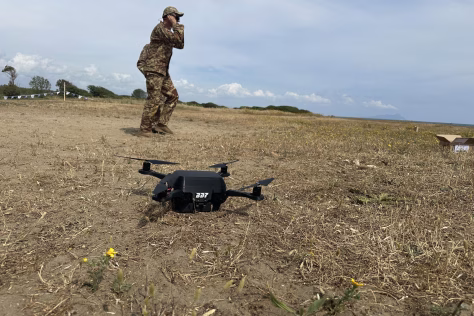 Italai sukūrė revoliucinį droną: šis šedevras pakels kariškių pasiruošimą realiam karui į visiškai naują lygį