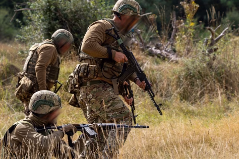 Ukrainos superginklas sudavė pirmą smūgį: rusų įtvirtinimai sunaikinti akimirksniu, tai gali keisti karo eigą