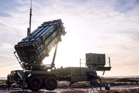 NATO perspėja kiekvieną aljanso narią: Kremliaus veiksmai kelia didžiulį nerimą, suklusti turėtų ir Lietuva