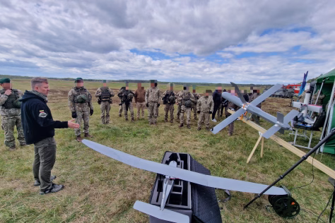 Neįveikiamas danguje: lietuviškas dronas pralaužė rusų gynybą, bet buvo numuštas po herojiško žygio