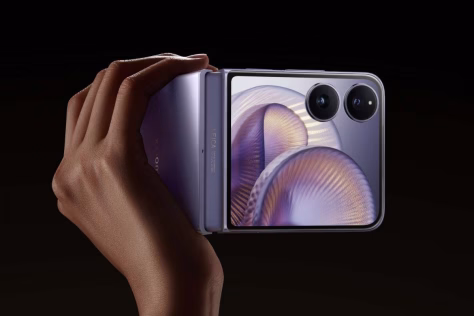 „Xiaomi“ pristatė naująjį „Mix Flip 2“ atlenkiamo telefono modelį su galingu „Qualcomm“ lustu ir didelės talpos baterija