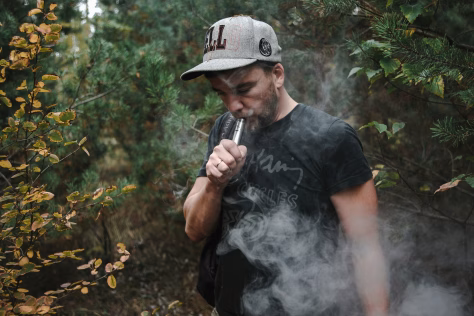 Kiek nuodų įkvepi su kiekvienu dūmu? Naujas tyrimas atskleidė, kas slepiasi lietuvių pamėgtose cigaretėse