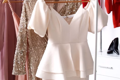 Neprašauk per didžiausias metų šventes! Šventinis sijono stilius pagal Zodiako ženklą gali pakeisti metus