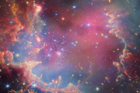 Pamatė tai, kas slepiasi už kosminės miglos: NASA teleskopas parodė tai, kas anksčiau buvo nematoma