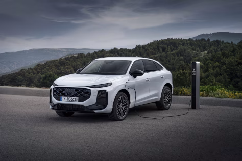 Lietuvoje debiutuoja naujasis „Audi Q3 Sportback“: įkraunamas hibridas ir futuristinė apšvietimo technologija