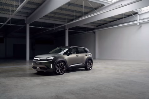 „Volkswagen“ pristato naują elektrinį visureigį, „ID. CROSS Concept“ atspindi naują dizaino kalbą