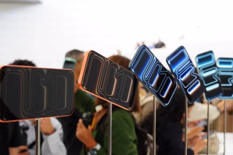 Ką rinktis - „iPhone 17“ ar „iPhone 17 Pro Max“? Kaip nepermokėti, renkantis naują „Apple“ išmanųjį telefoną