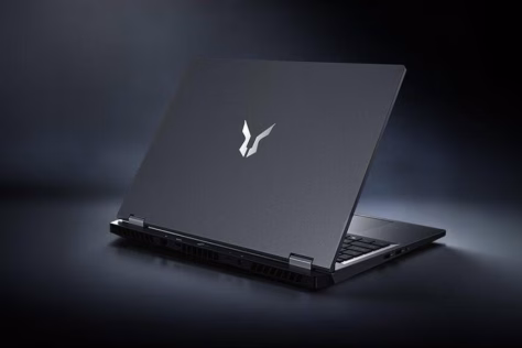 „Lenovo“ pristatė naująjį „Bellator 7000“ serijos nešiojamą žaidimų kompiuterį su „Nvidia“ vaizdo plokšte