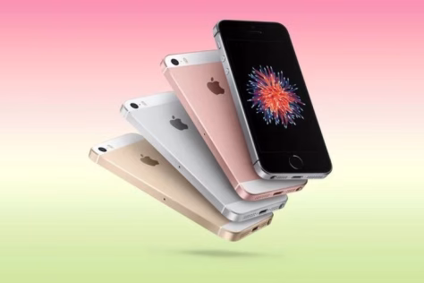 „Apple“ atsisveikina su mažuoju savo milžinu: nutrauktas dar 2016 metais išleisto telefono palaikymas