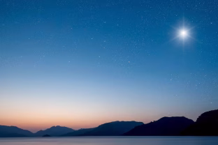 Danguje sužibo taškas, kėlęs žmonijai klausimus tūkstančius metų: ar tai Betliejaus žvaigždė?