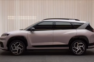 Iš Kinijos į pasaulinę rinką: paslaptingas „Hyundai Elexio“ jau važinėja Melburne, kas laukia toliau?