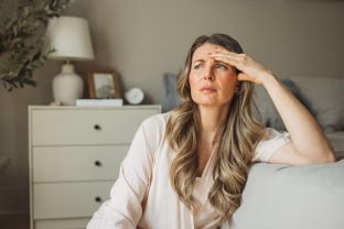 Svarbus gydytojos perspėjimas: nuovargis, mieguistumas ir apatija gali būti ne šiaip liūdesys, o liga