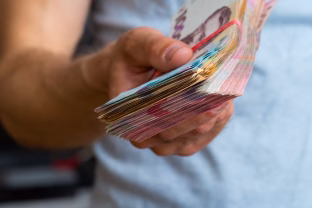 Šie banknotai taps visiškai beverčiais: pasitikrinkite, ar turite tokių kupiūrų ir tučtuojau pasikeiskite