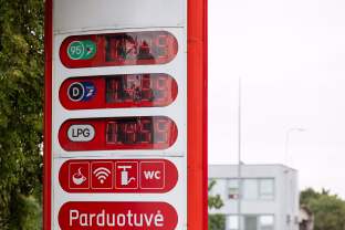 Lietuvoje – viena pigiausių degalų kainų ES, bet ar dar ilgai džiaugsimės pigesniu kuru?