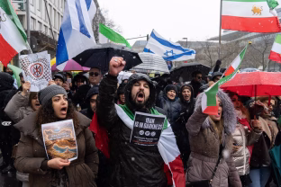 Iraną ir toliau purto protestų banga: daugėja žuvusiųjų, internetas vis dar išlieka atjungtas