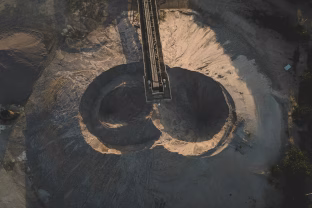 Šokiruojantis tyrimas: paaiškėjo, kaip arti esame trilijonų vertės asteroidų kasybos