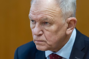 Neatsitraukia net spaudžiamas: politikas aiškina, kad esmė buvo gilesnė nei manyta