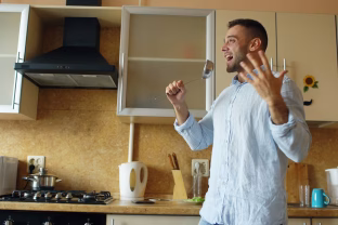 Vytaras Radzevičius atskleidė: šis paprastas virtuvės triukas pakeis jūsų maisto ruošimo įpročius