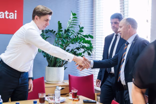 Vyriausybėje kaupiasi įtampa: koalicinė taryba svarstys klausimą, kurio ilgiau ignoruoti nepavyksta