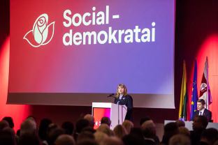 Socialdemokratų gretose verda diskusijos: premjerė nemato grėsmės partijos stabilumui