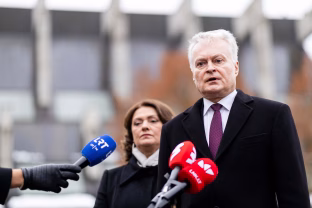 Nausėda apie NATO ateitį: išliks, tačiau prie saugumo stiprinimo turi prisidėti kiekviena valstybė