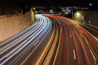 Per plauką nuo tragedijos: Vokietijoje tyčia pastatyta puspriekabė užblokavo visą magistralę