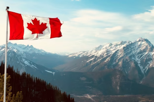 Trumpas pratrūko: Kanada apkaltinta užkulisiniais žaidimais, skamba beprecedenčiai grasinimai